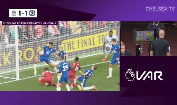 C7-一张动图开出红点套餐？蓝军：裁判要我亡，我偏不亡